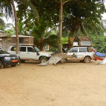 Hotel Tara Plage Kribi Exteriör bild
