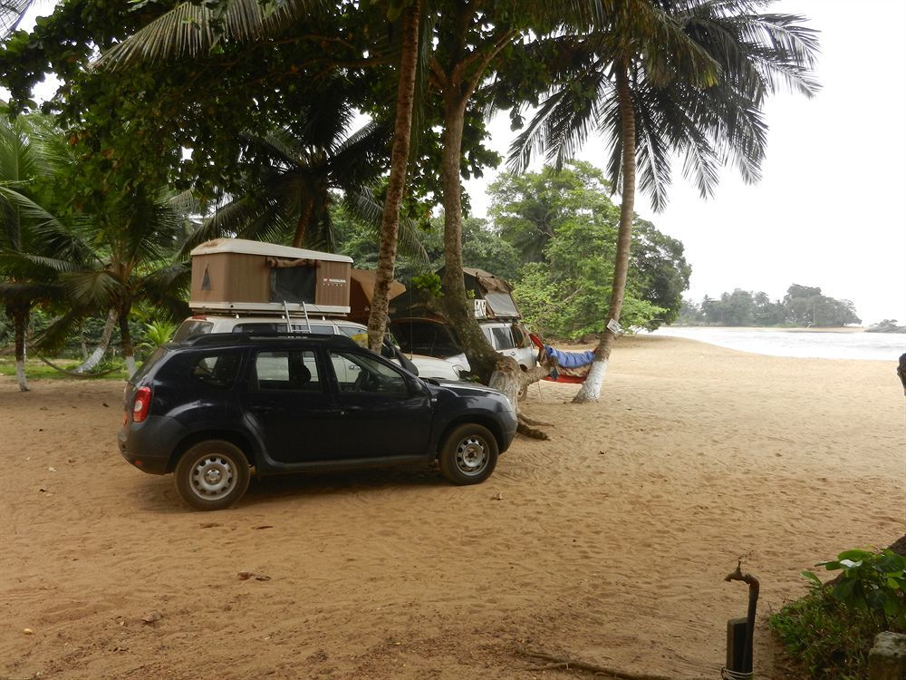 Hotel Tara Plage Kribi Exteriör bild